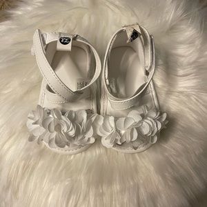 Baby flower slippers